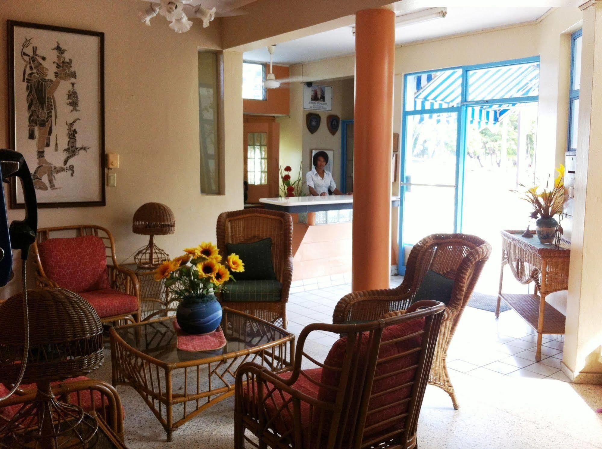 Hotel Caribe Barahona Eksteriør bilde