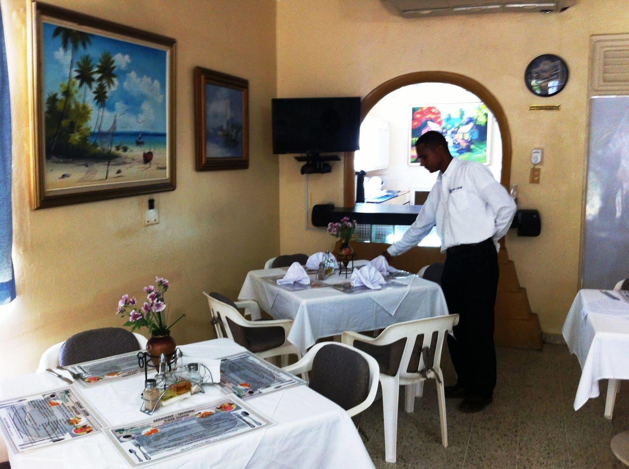 Hotel Caribe Barahona Eksteriør bilde