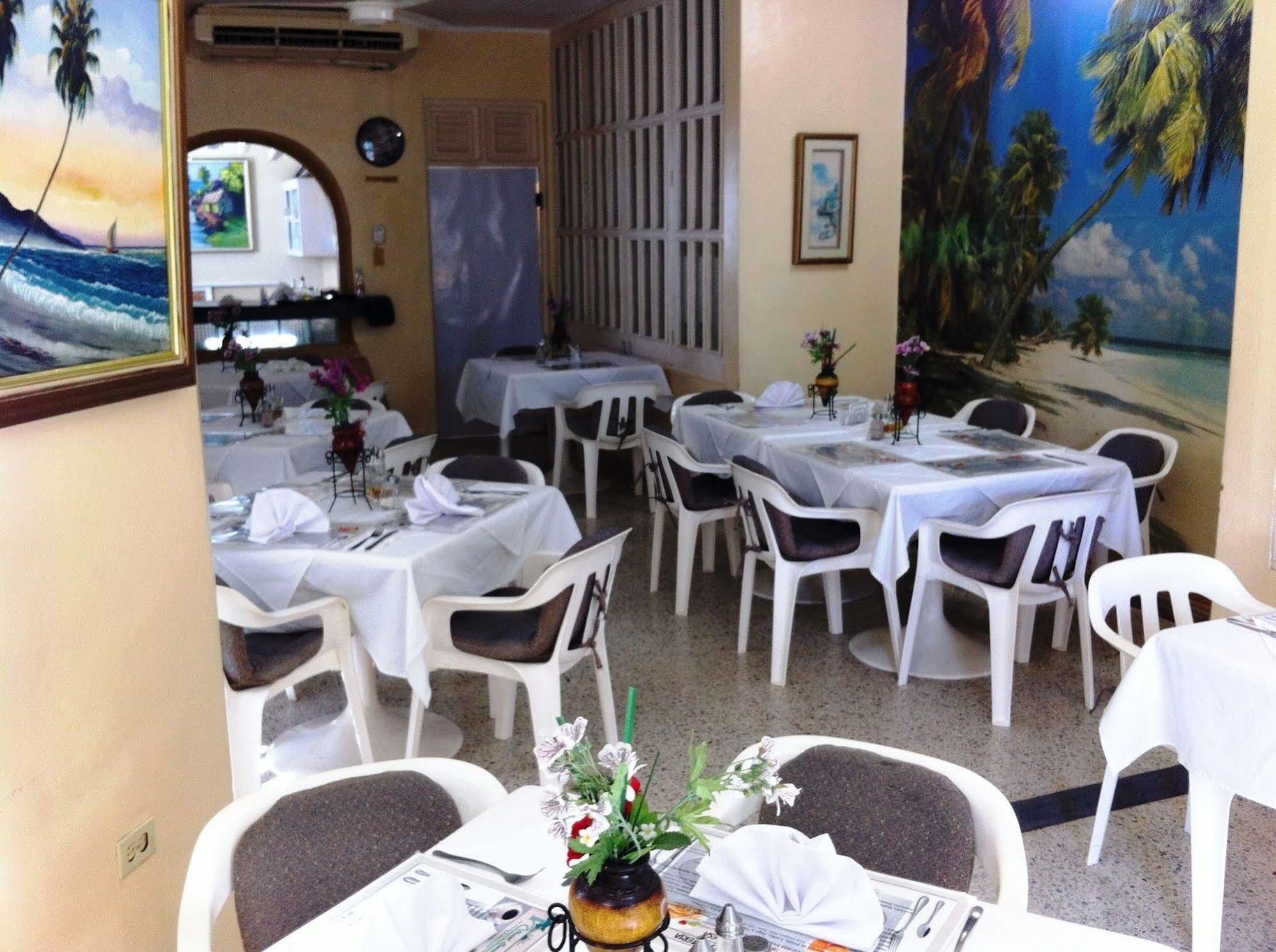 Hotel Caribe Barahona Eksteriør bilde